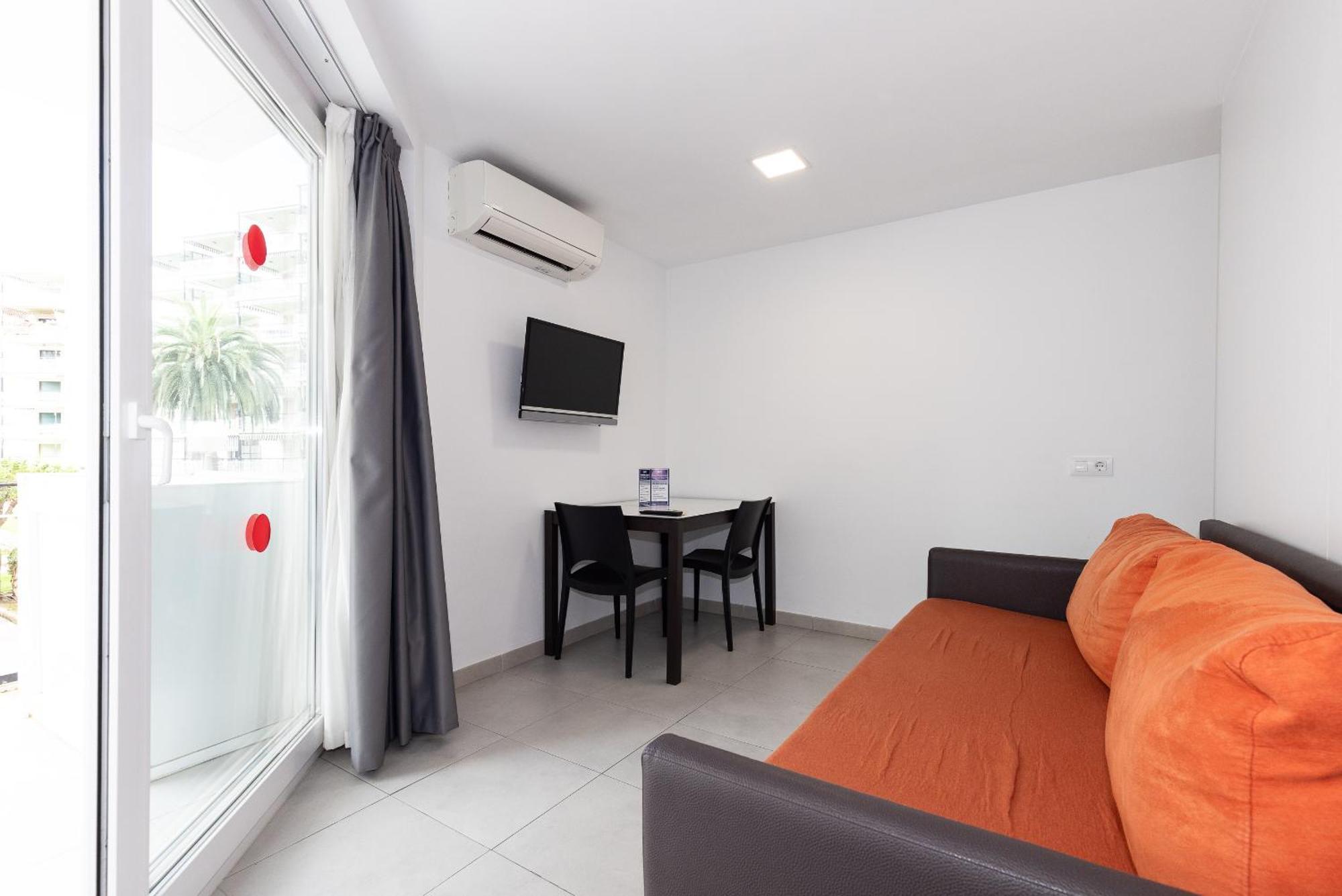Rentalmar Aries Plus Salou Exteriör bild