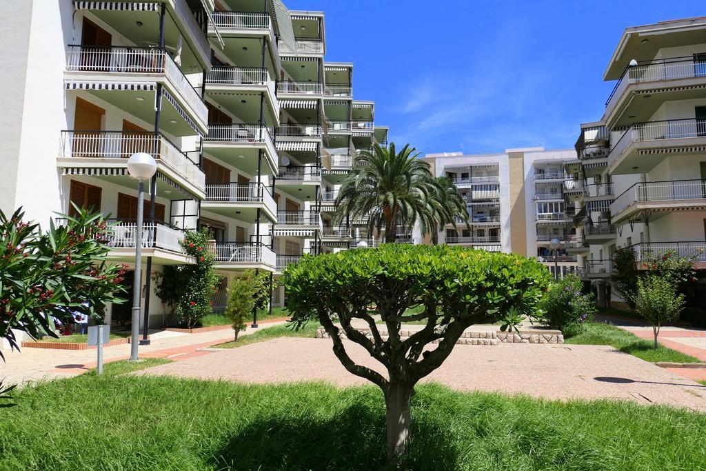 Rentalmar Aries Plus Salou Exteriör bild