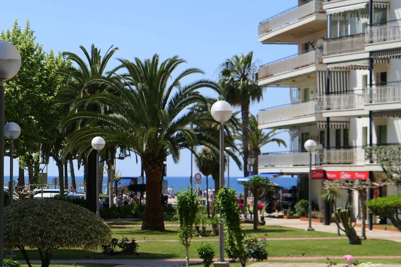 Rentalmar Aries Plus Salou Exteriör bild